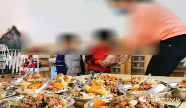 Luxurious kids' menu upsets students' parents