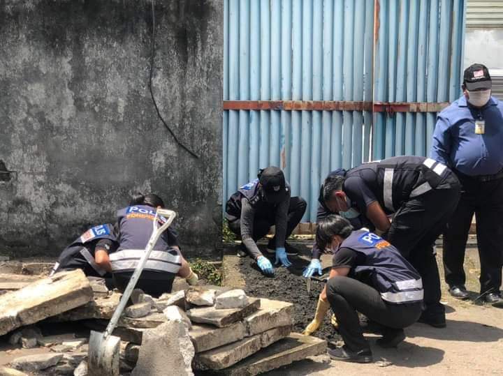 Lorry driver found a human skull in the drain, investigation ongoing