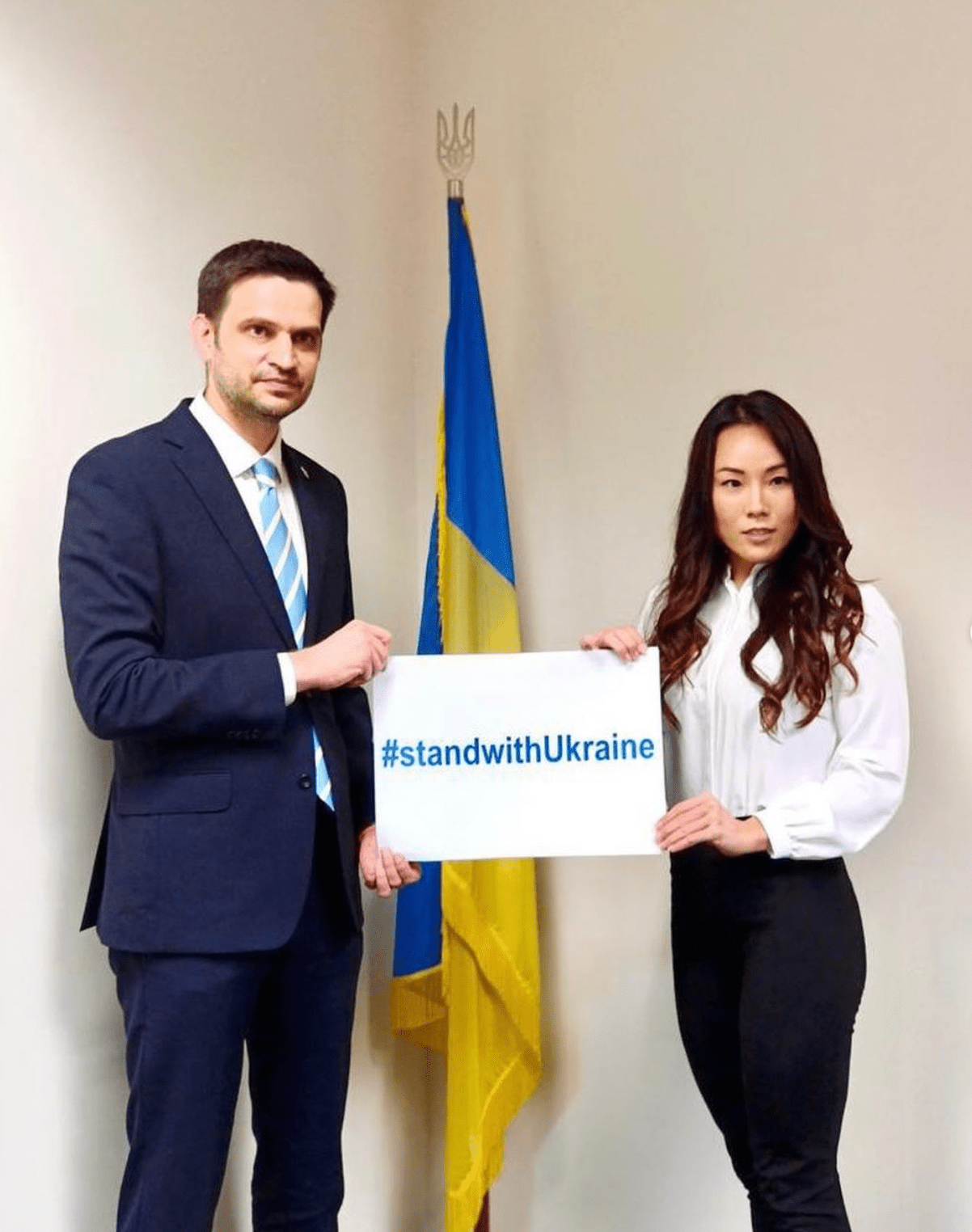 Former national swimmer Cindy Ong raises funds for Ukraine by selling personal images as NFTs 03