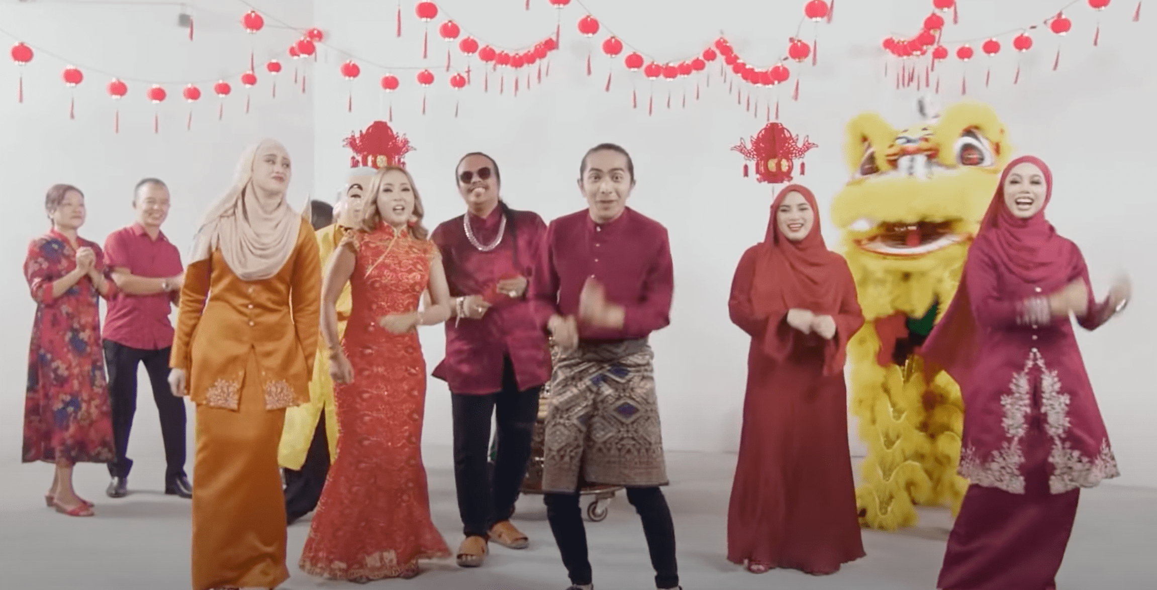 Malay version of CNY song 'Dong Dong Qiang' 04-min