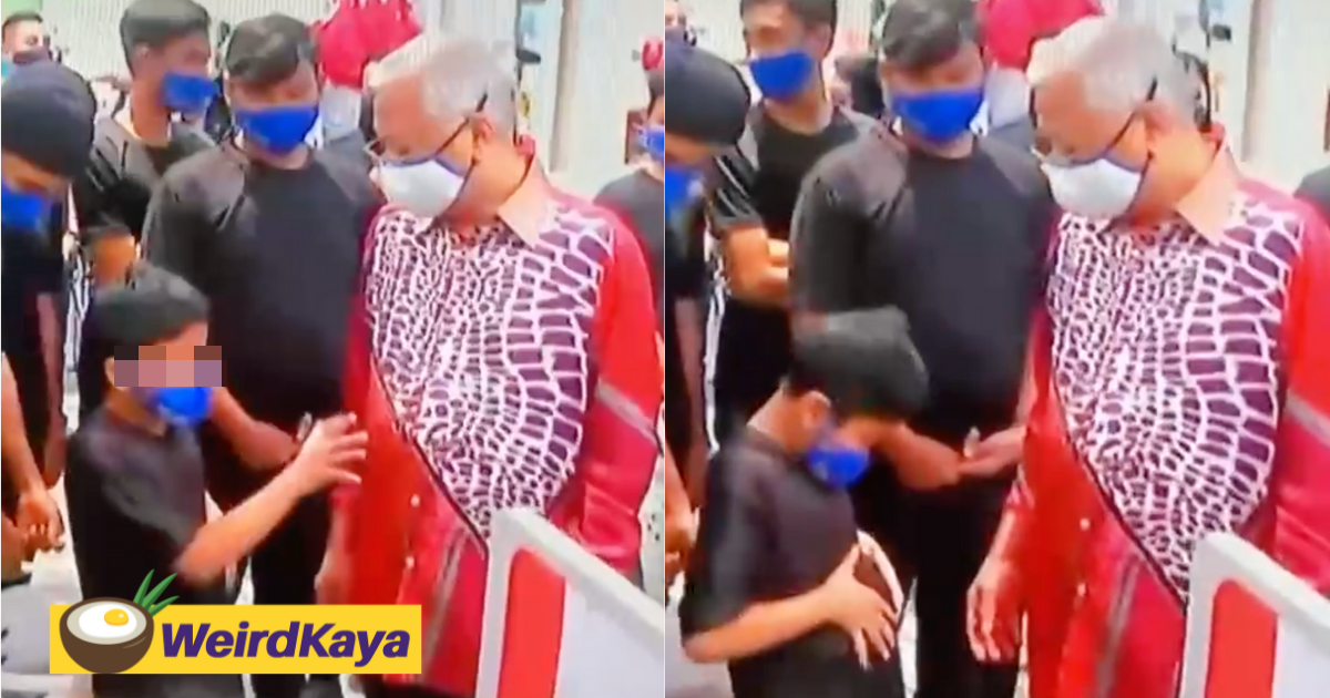 [VIDEO] Cute kid innocently compares his belly size with Ismail Sabri's on live TV