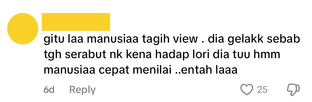 Comment01_Elephant in M’sia Caught Munching Plants While Riding on Truck