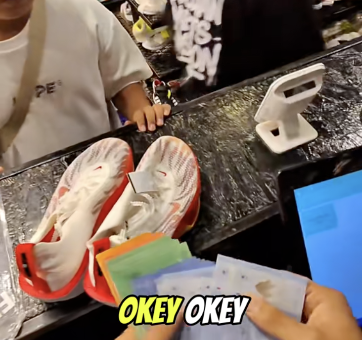Kind M'sian Gifts Boy With Free Shoes After Finding Out He Was RM10 Short On Buying Them 1