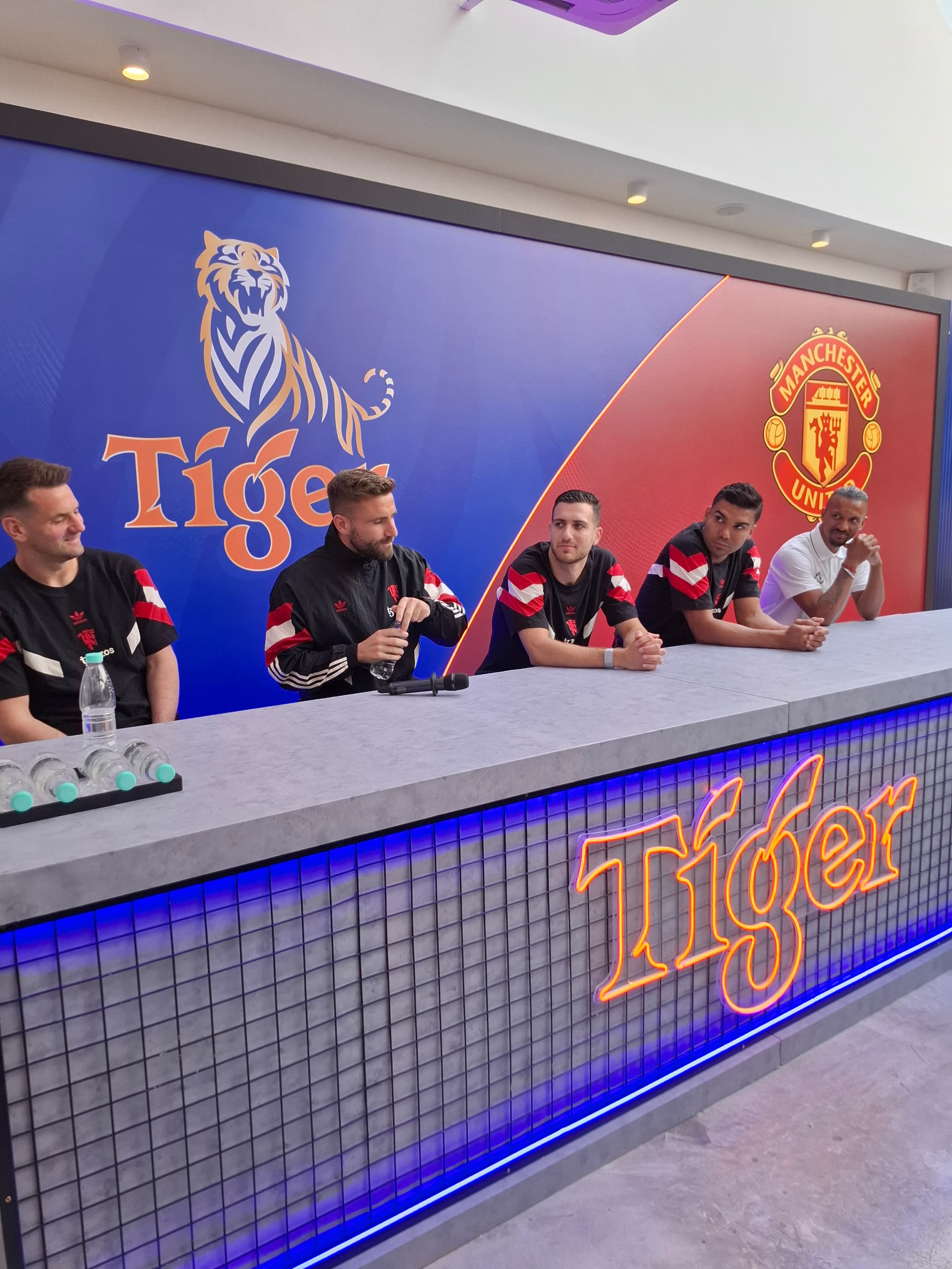M’sian Man United Fans Unite As Tiger Beer Brings Old Trafford To KL With The Trafford Den 1