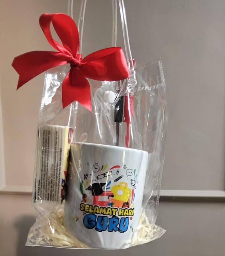 Pens inside a mug