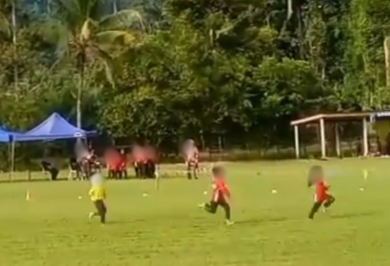student in yellow ran the 3rd