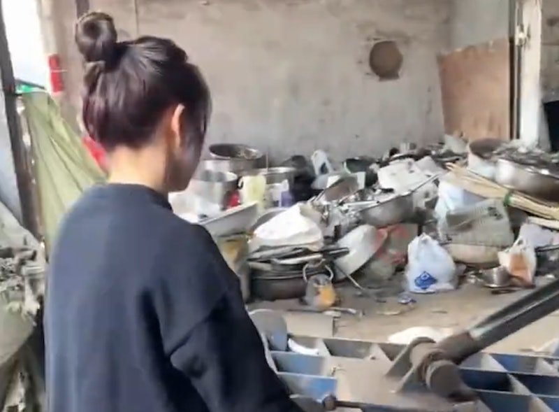 Therapist on recycling center